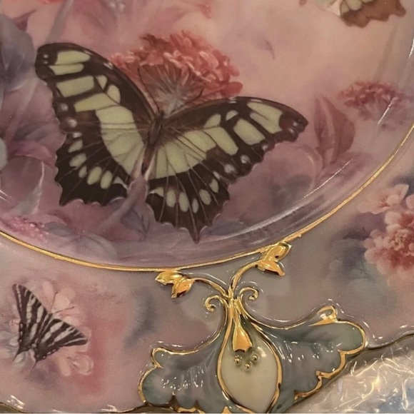 Lena Liu Collectible Floral Butterfly Plate - Picture 3 of 5